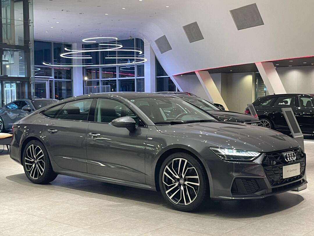 奥迪 a7 sportback 天云灰现车炽夜暗影套件