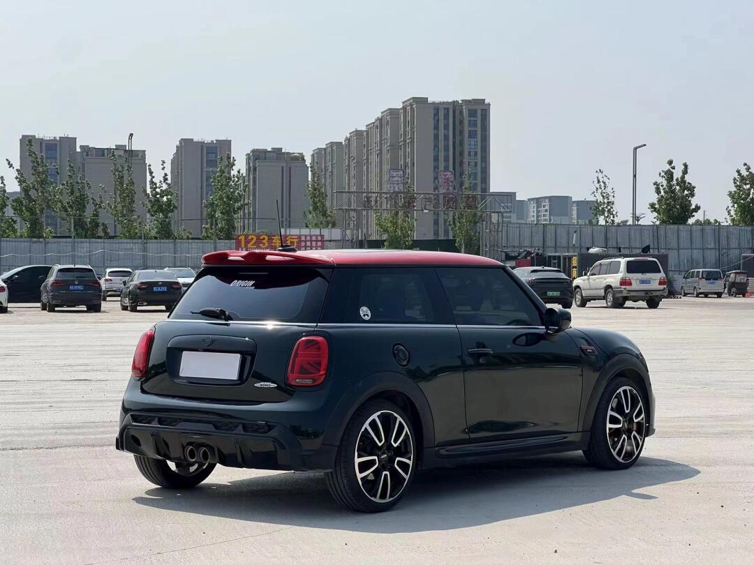 22款mini jcw 2.0t all-ln(改款) 一万公里准新车 上下班代