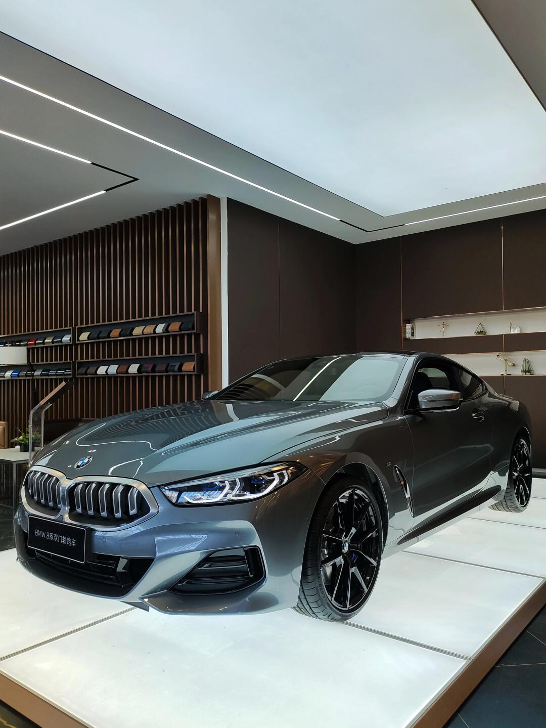 宝马8系双门 这车开路上太拉风了