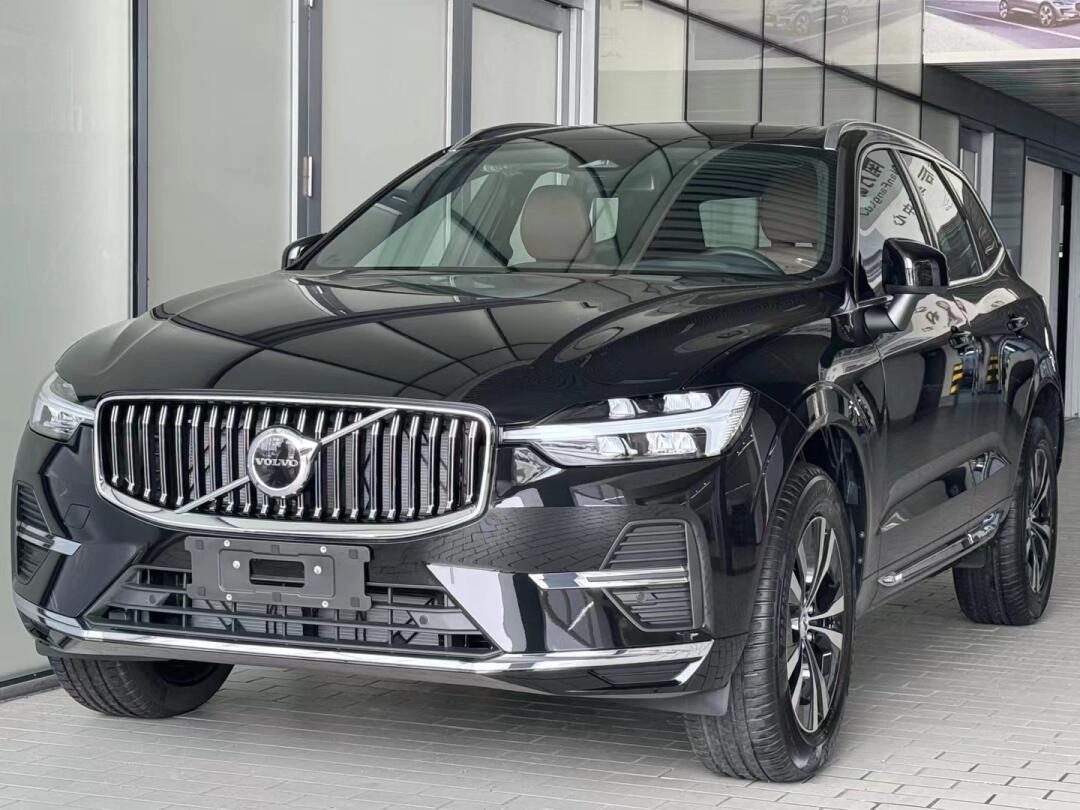 沃尔沃2021款xc90t8图片