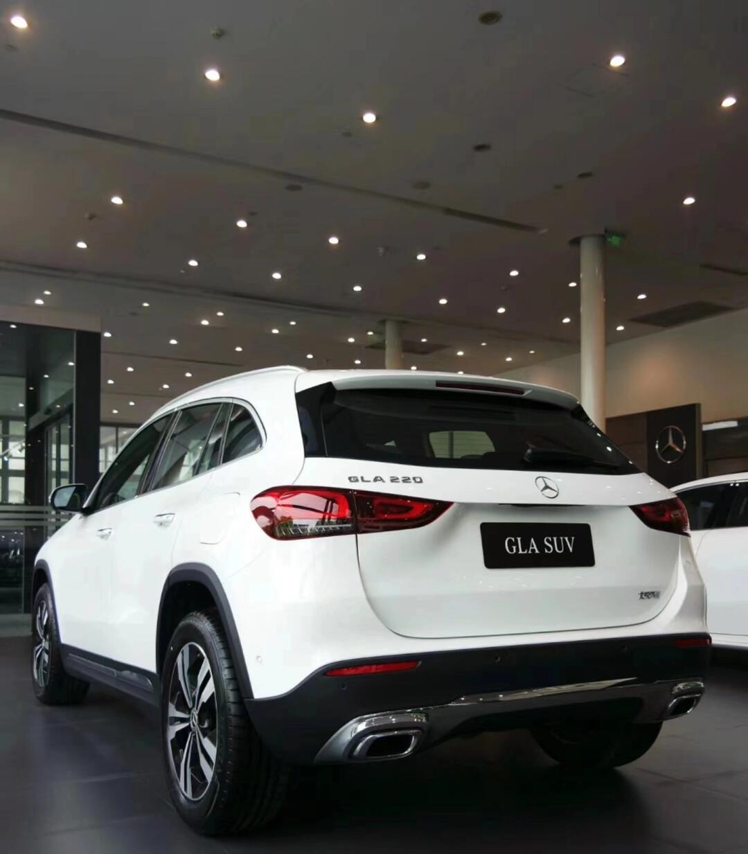 【云南奔驰】恭喜昆明的小姐姐喜提gla220