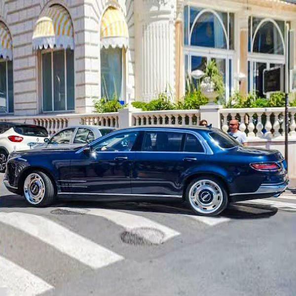 梅赛德斯-奔驰s600 royale,该车基于 s600,底盘代号x222.