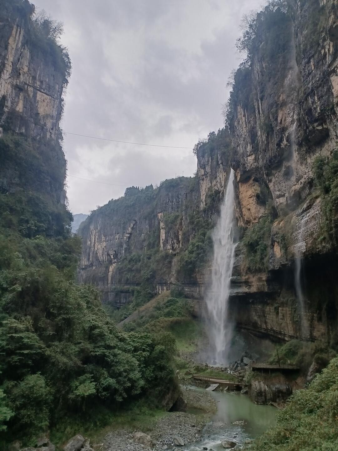 壮美河山~恩施大峡谷_汽车杂谈社区_易车社区