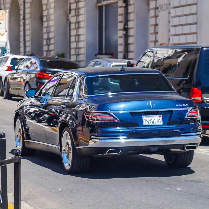 梅赛德斯-奔驰s600 royale,该车基于 s600,底盘代号x222.