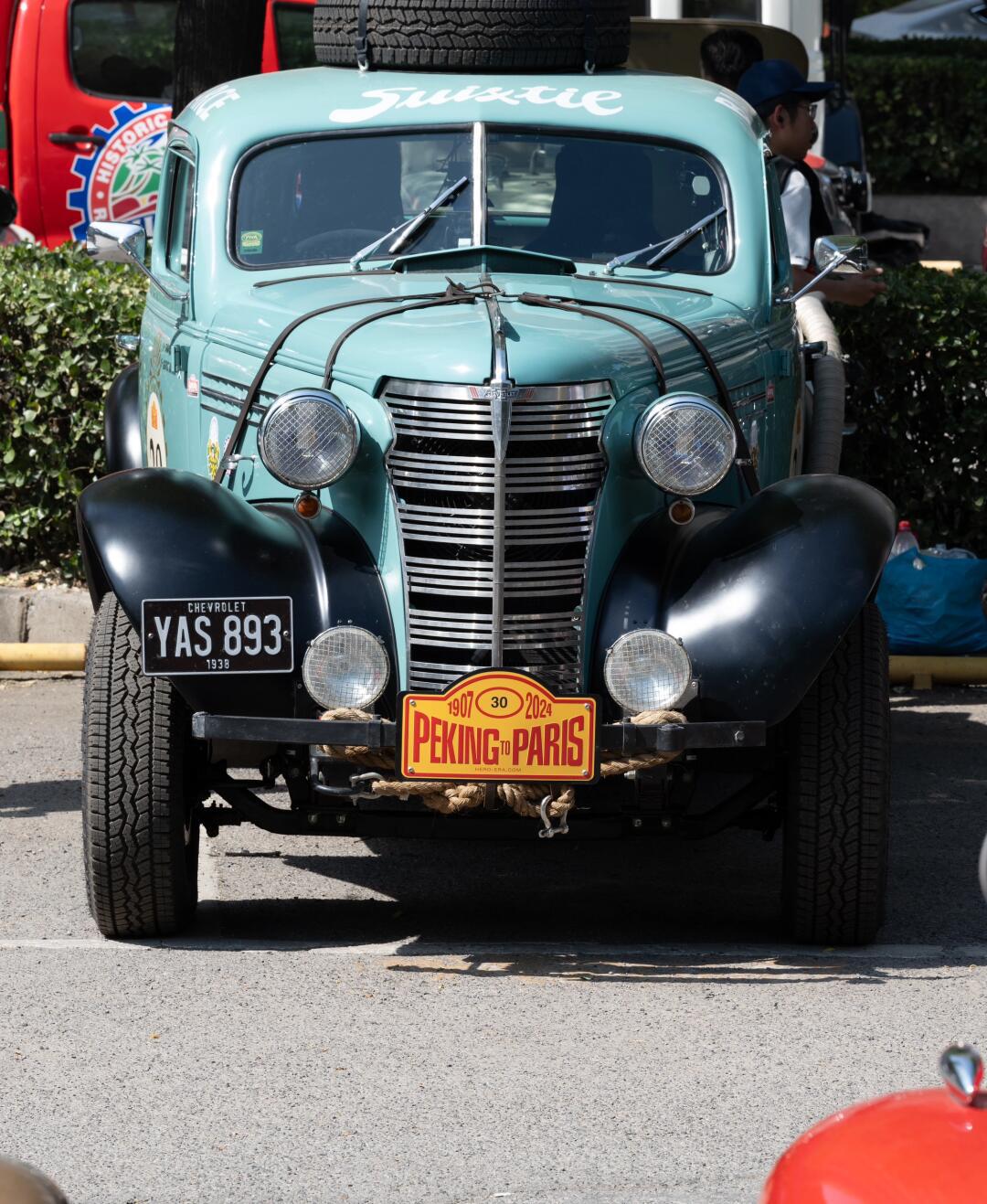 当前位置:>易车>社区>汽车杂谈社区>大量复古老爷车这是要去哪?