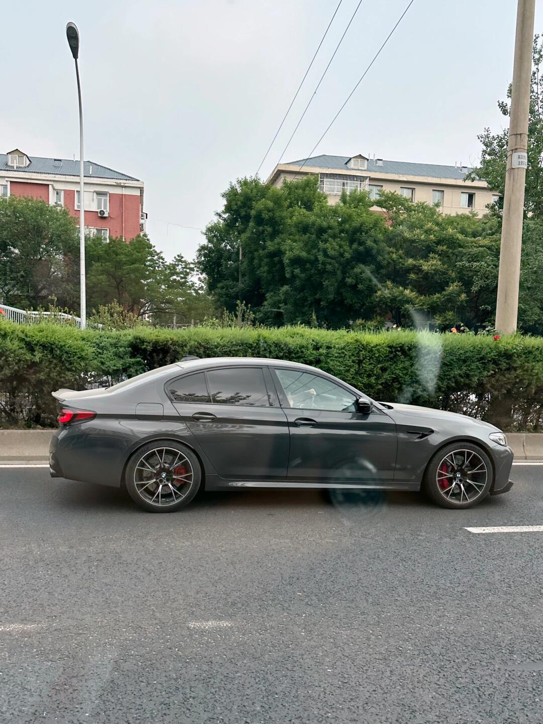 奥迪rs6社区>我觉得宝马m5比奥迪rs6还低调,你们同意吗>1080_1440竖版