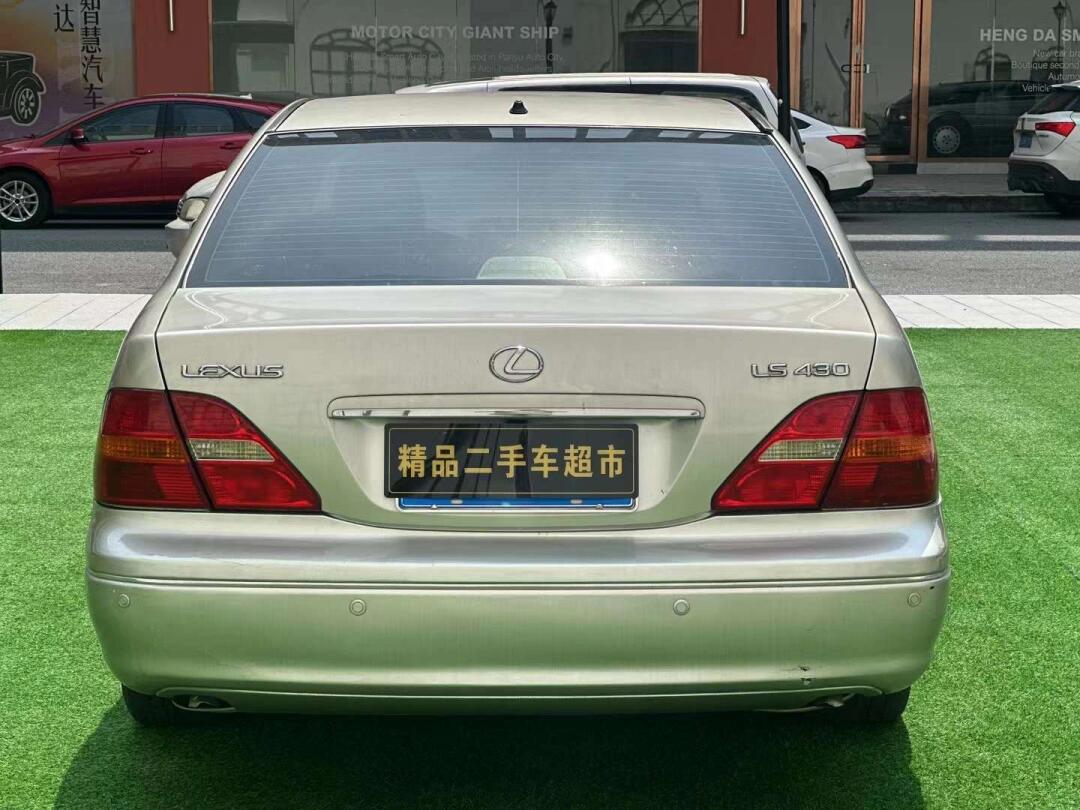 几万块玩情怀经典老车雷克萨斯ls430