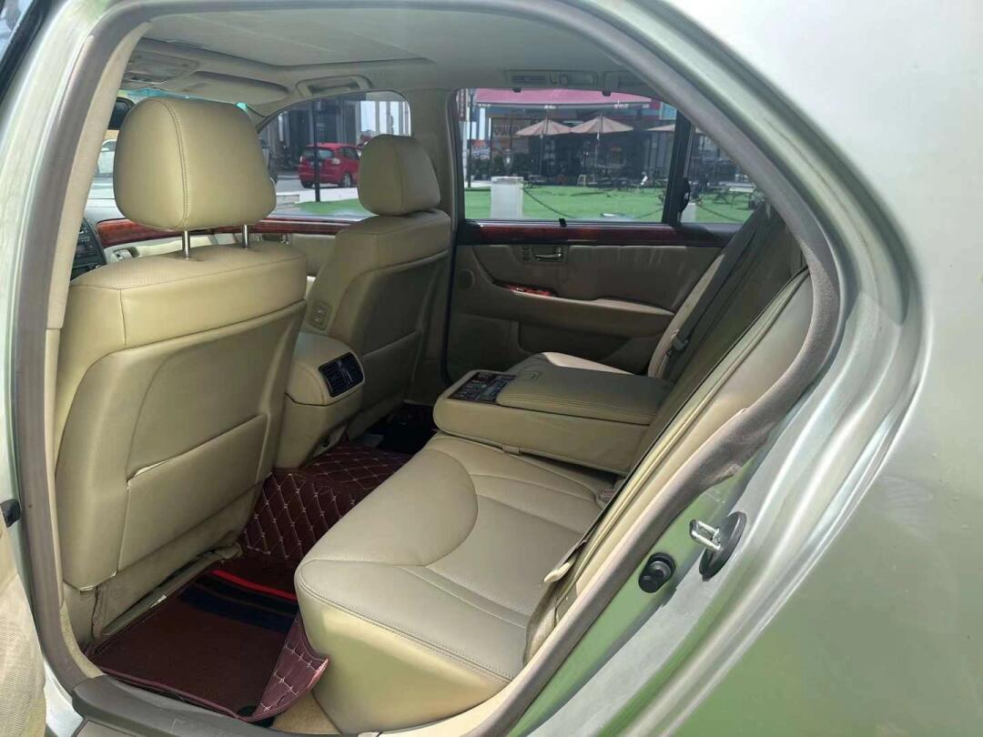 几万块玩情怀经典老车雷克萨斯ls430