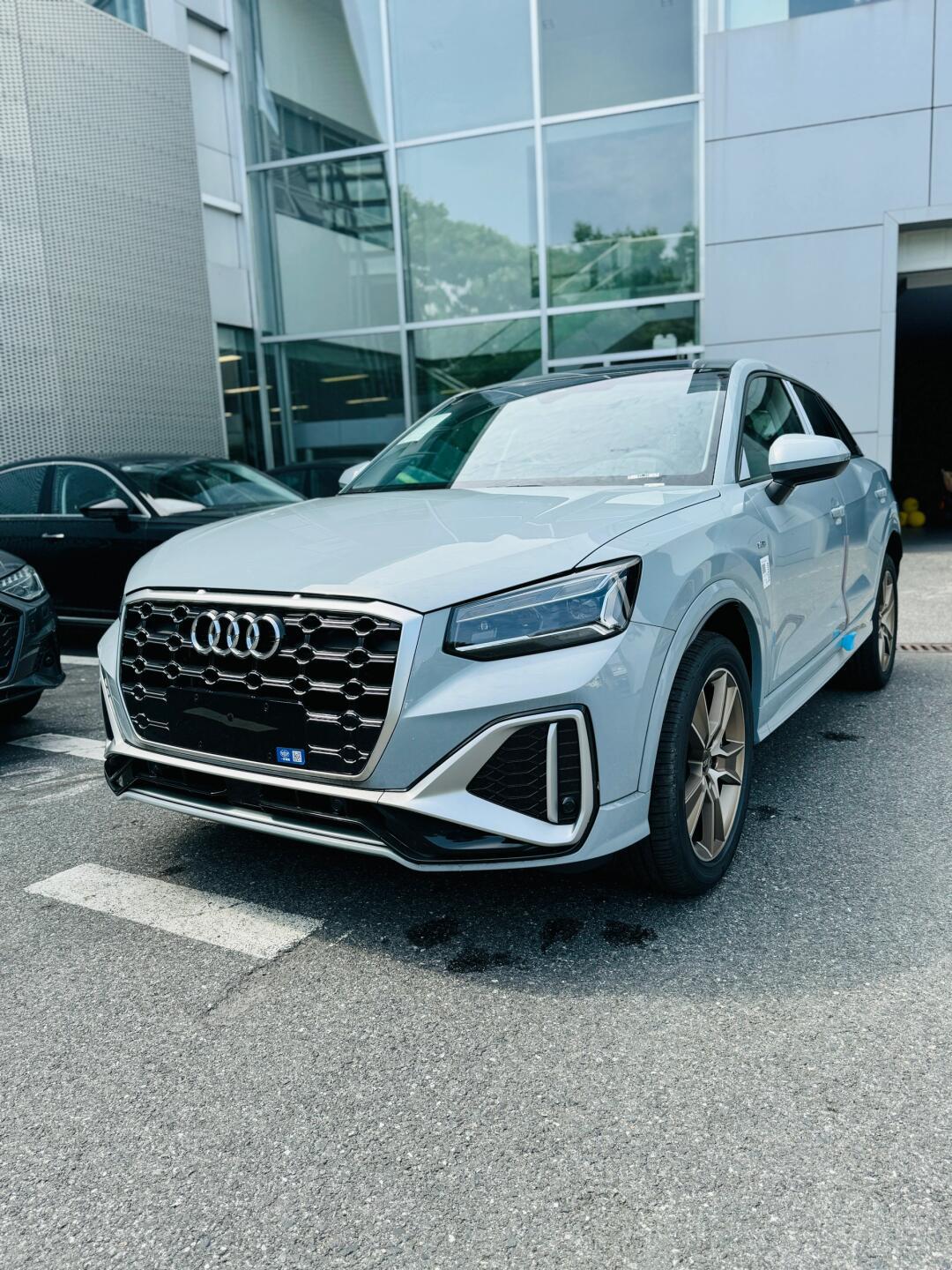 选对颜色,10多万90的q2l也会很高级_奥迪q2l社区_易车社区