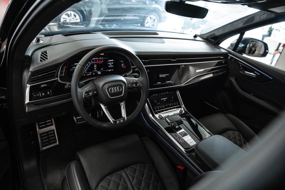 奥迪sq7 v8即王道_奥迪sq7社区_易车社区