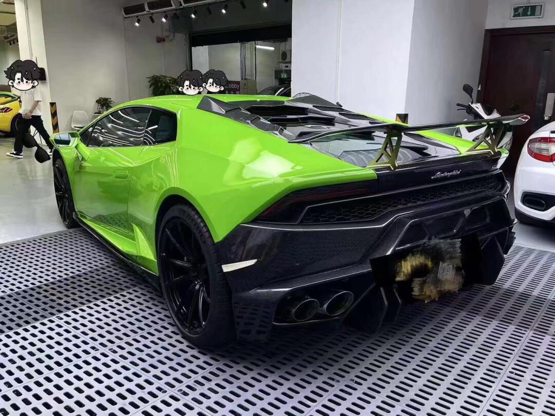 2014/12月兰博基尼小牛lp610-4,右軑,有避升,大尾翼,全車精神企理