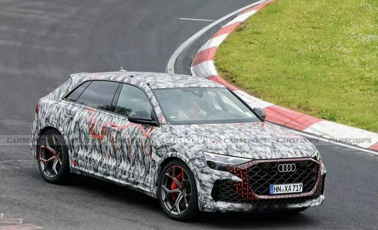 q8谍照曝光日前,外媒释放了一组新款奥迪rs q8的谍照.