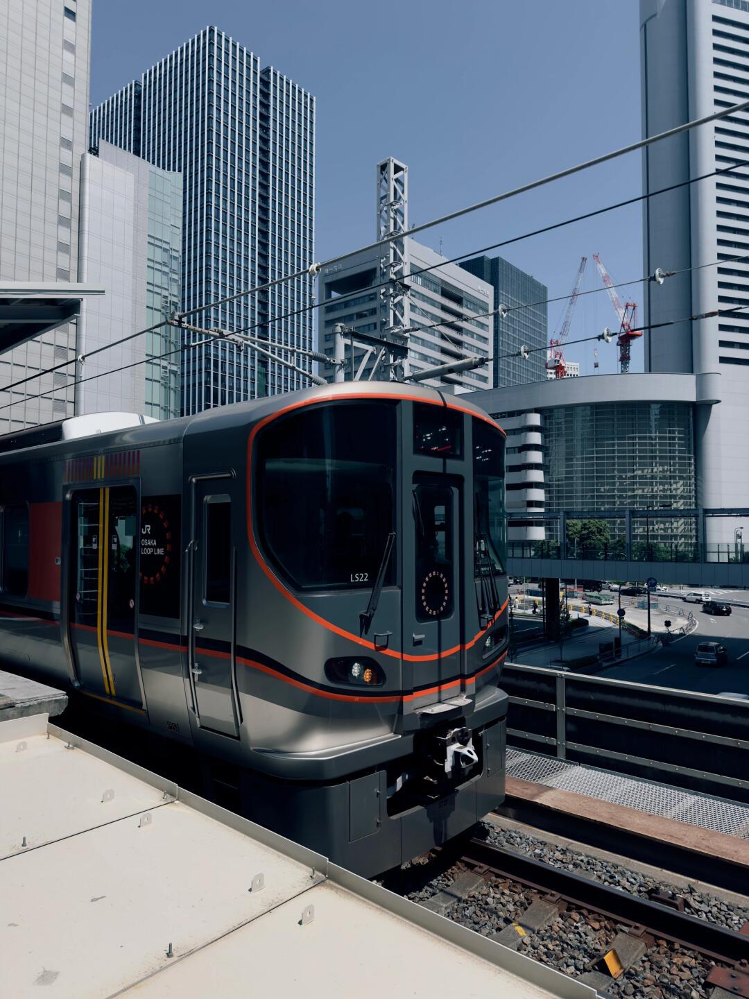 在日本旅行时看见车07车牌对颜值影响巨大