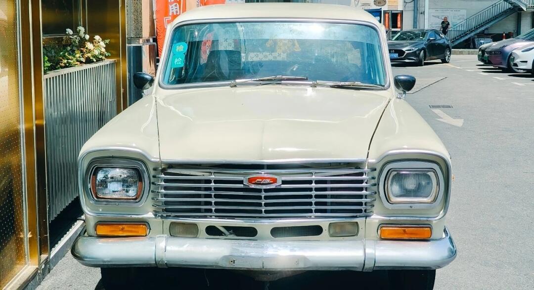 老上海,老饭店,老爷车