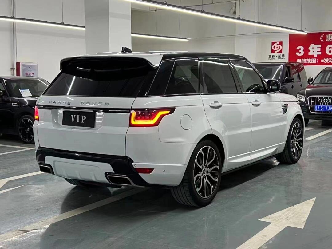 88万 新到22年路虎揽胜运动