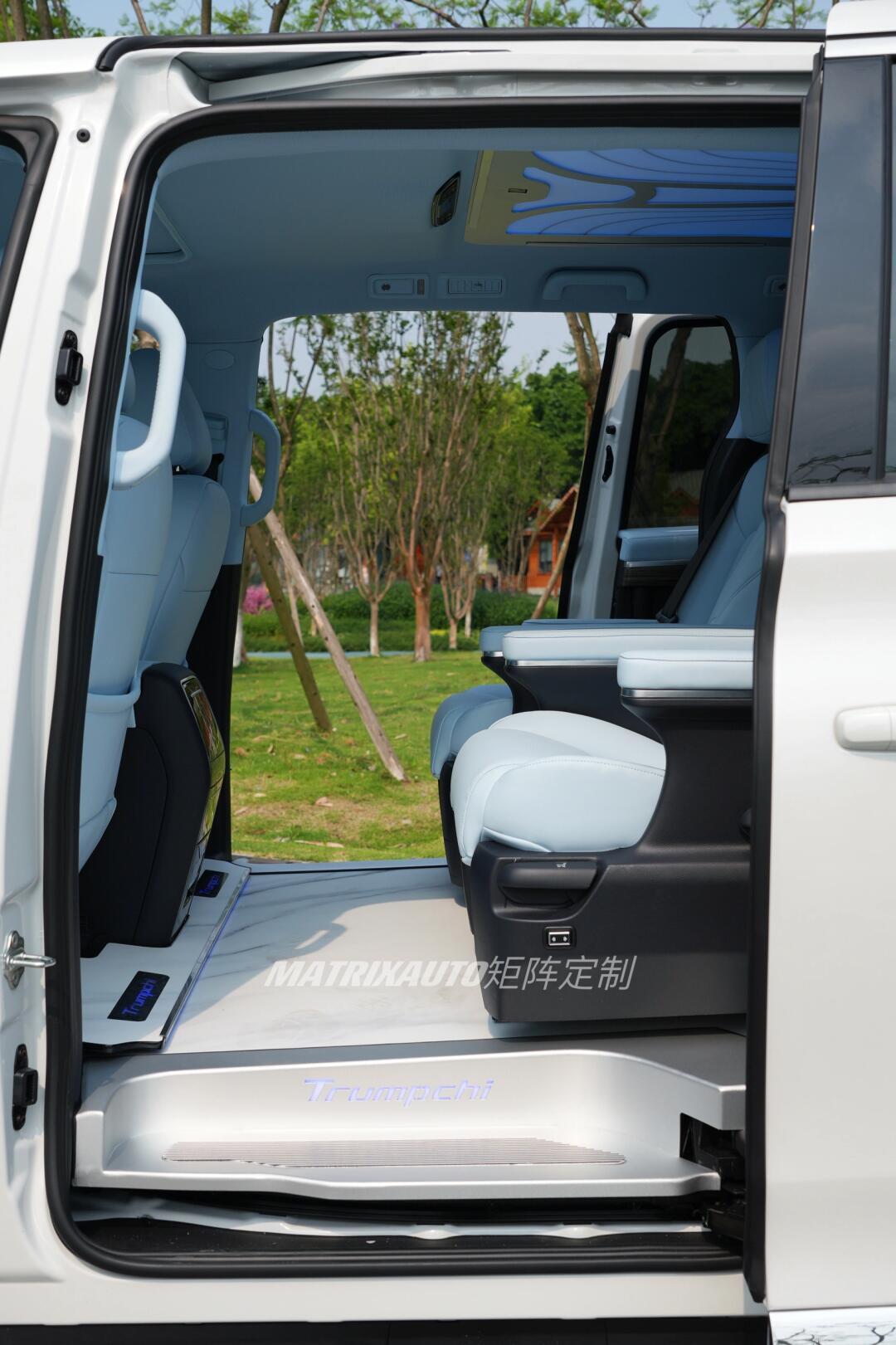 传祺m8改装内饰