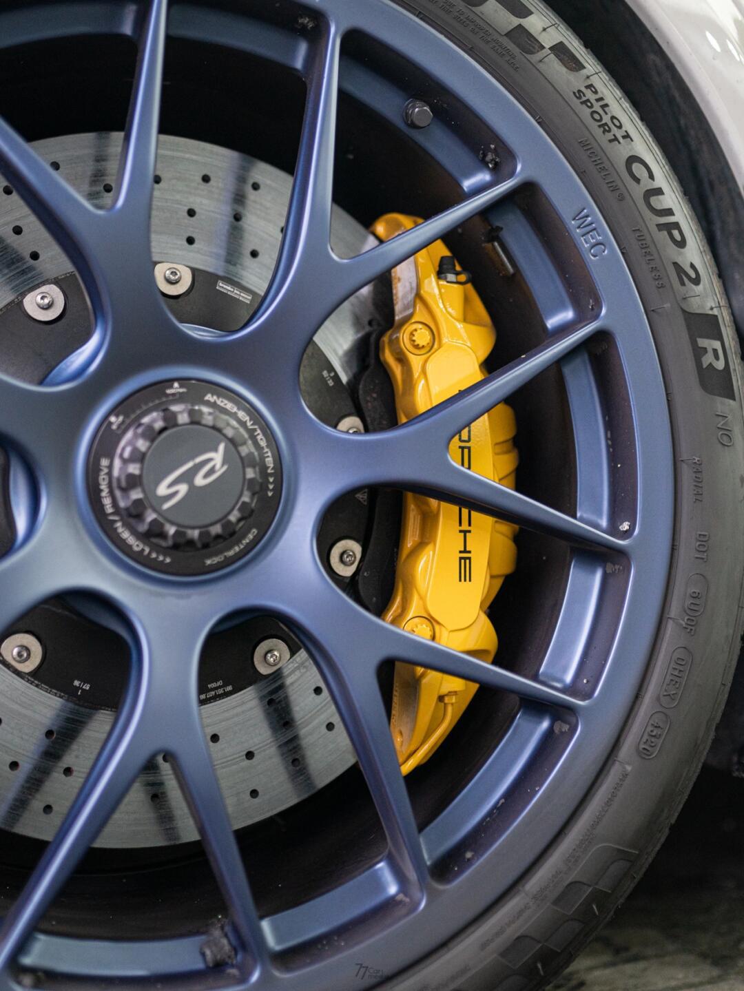 247|驰骋赛道的灰色蛙王:911 gt2rs