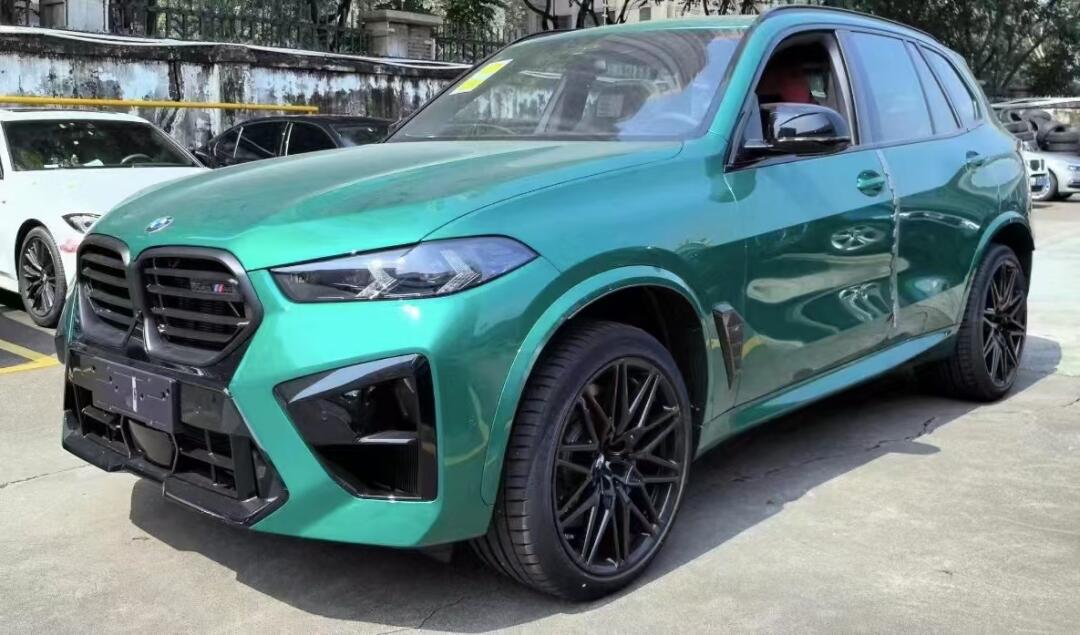 宝马x5m稀缺色 曼岛绿的/萨基尔橙现车