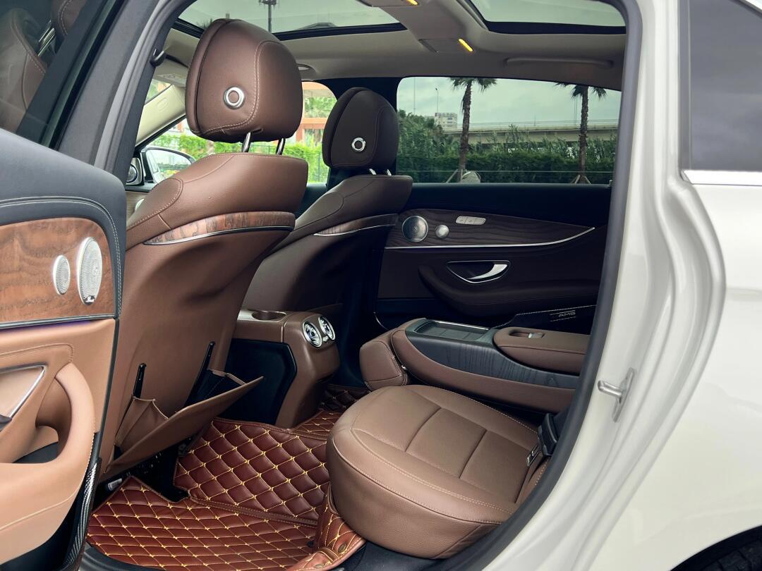 奔驰e级 2020款 改款 e 260 l 运动型