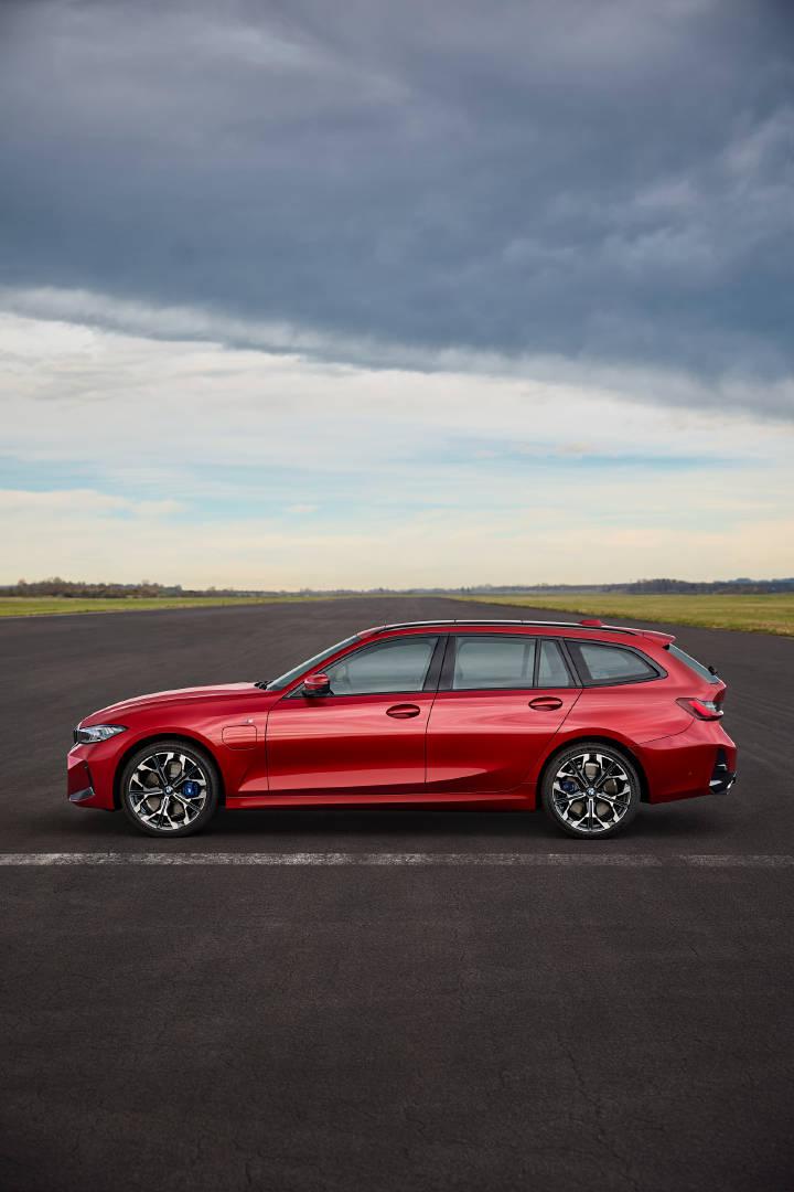 当前位置:>易车>社区>宝马3系社区>2025bmw330etouringmsport宝马3系