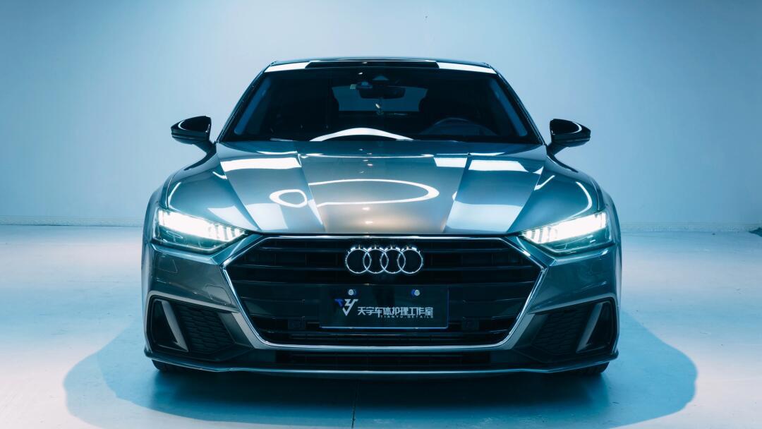 奥迪a7最耐打的颜色液态金属银92