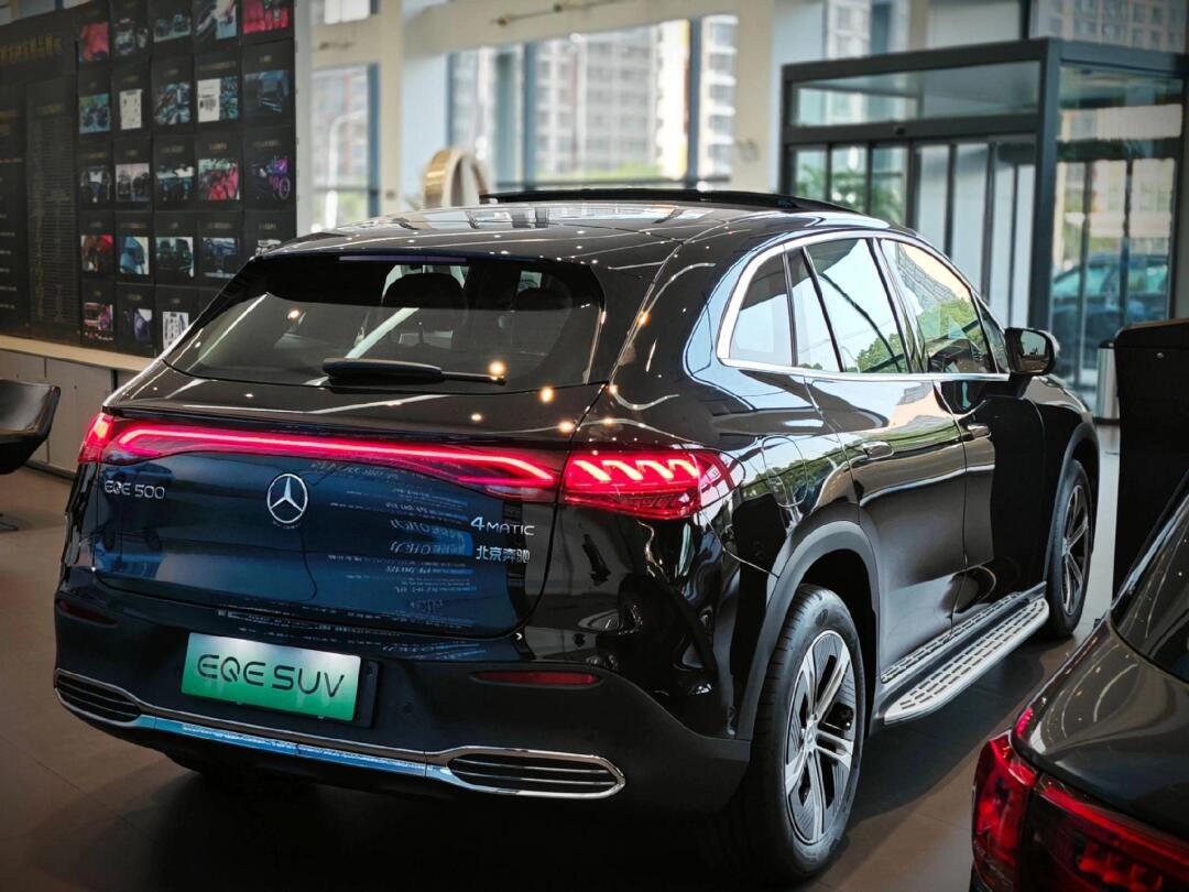 奔驰纯电eqe suv 500_奔驰eqe suv社区_易车社区