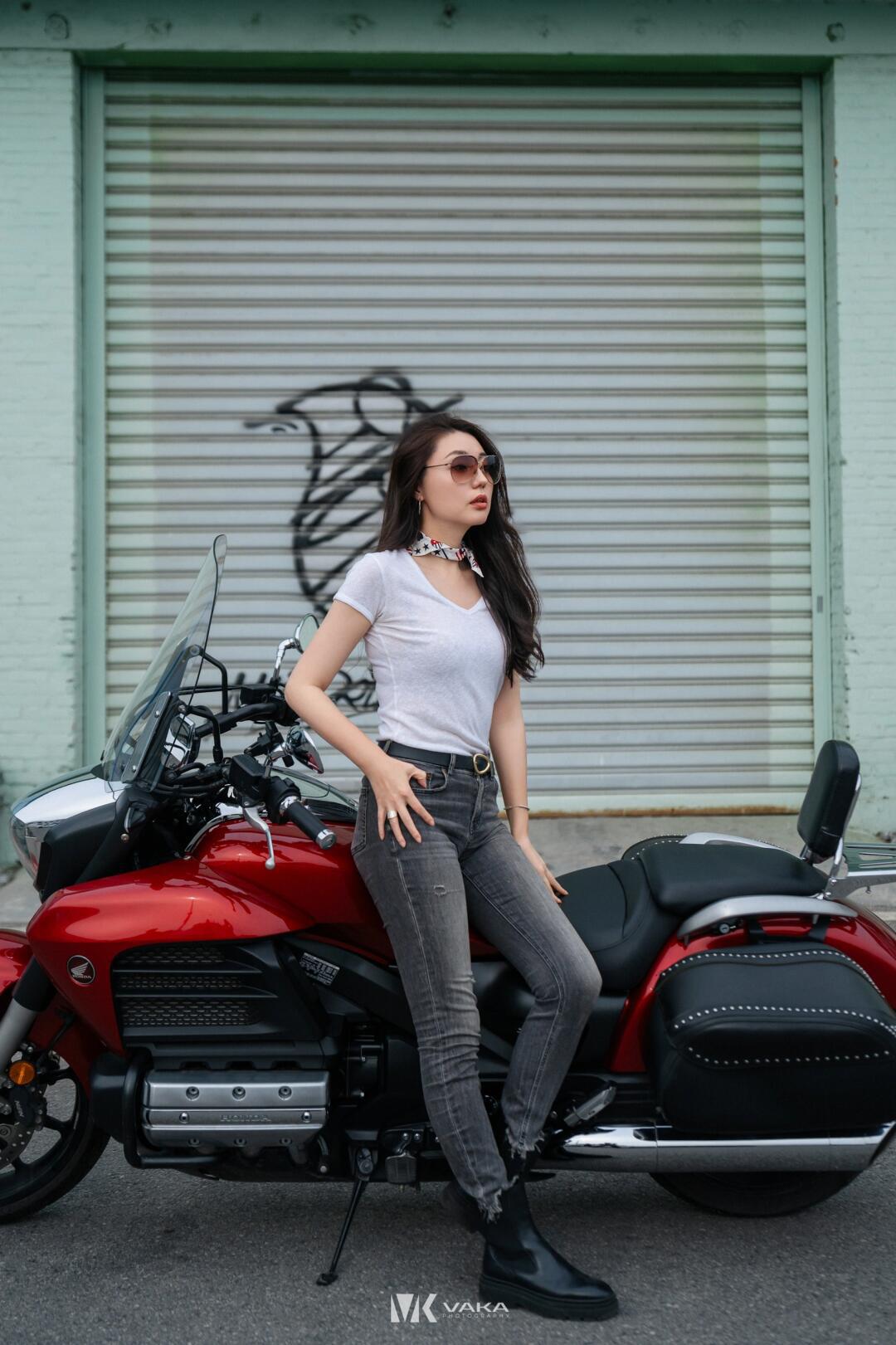 复古机车人像|感觉至上_汽车杂谈社区_易车社区