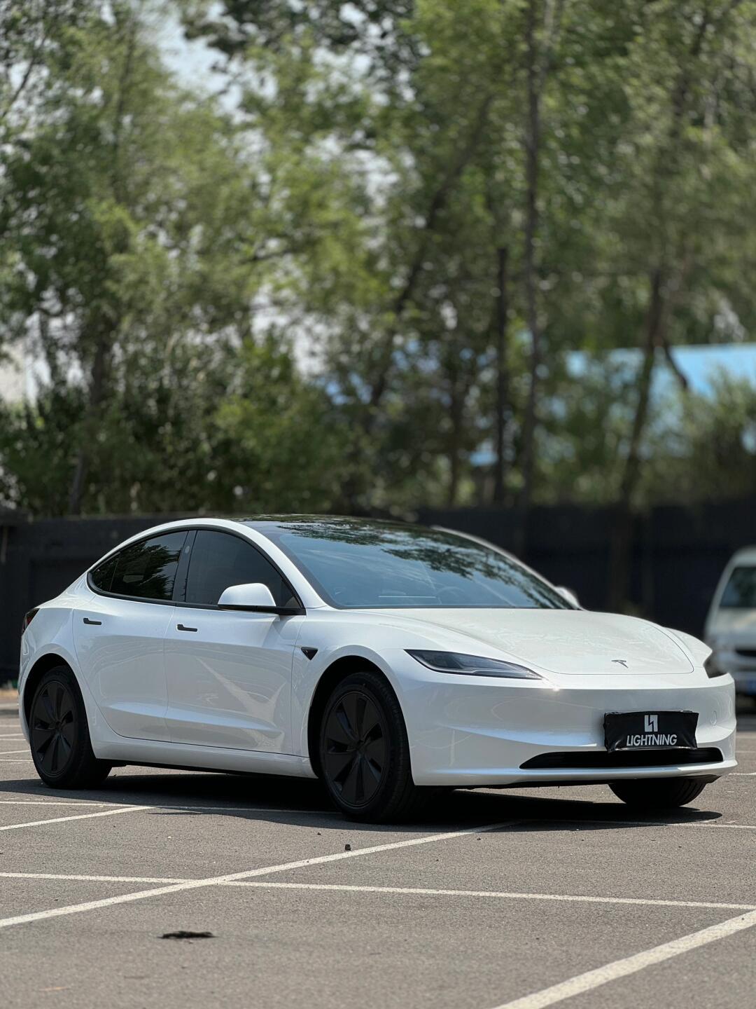 焕新model3分泌夏日多巴胺