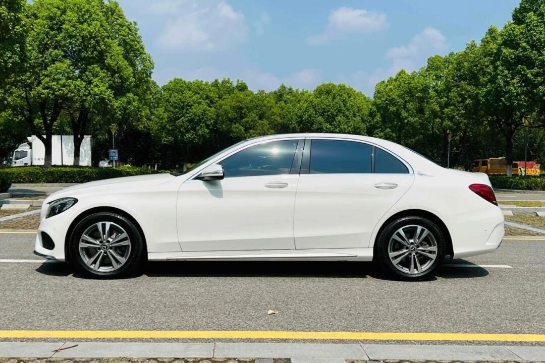 入手小米,出一辆奔驰c200l