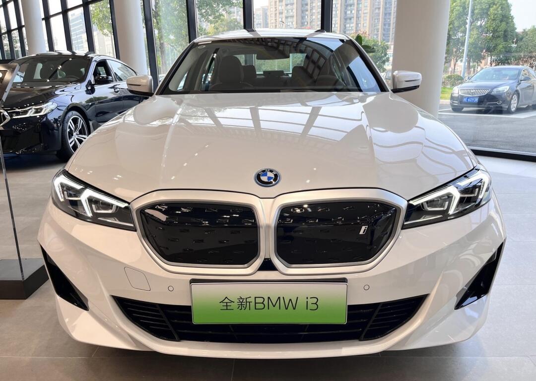 20w以内的宝马i3算是宝马纯电奇迹吗06