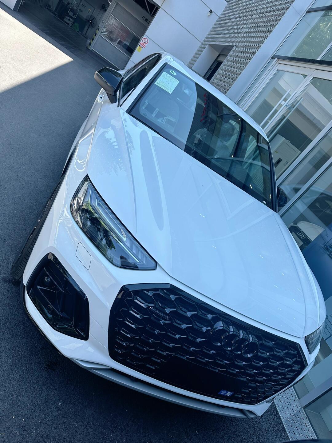 玩的就是一个真实 提车q5轿跑2024阿科纳白