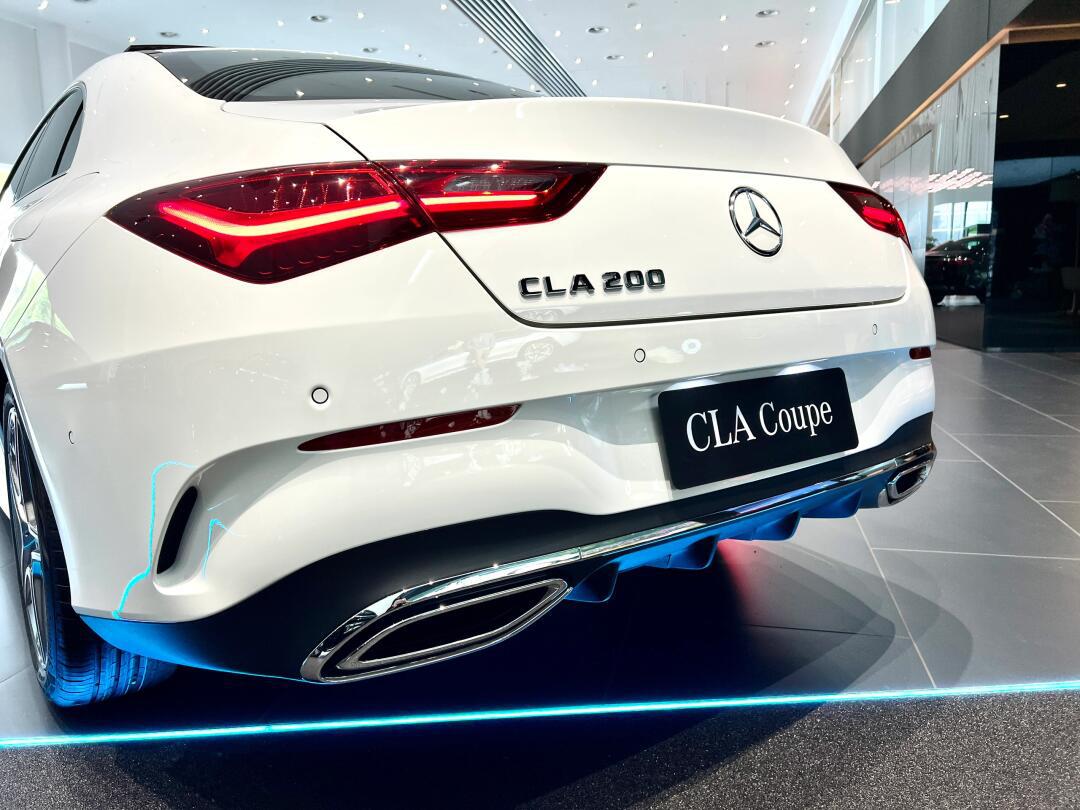 颜值十操控,这个价位30 的奔驰轿跑太顶了