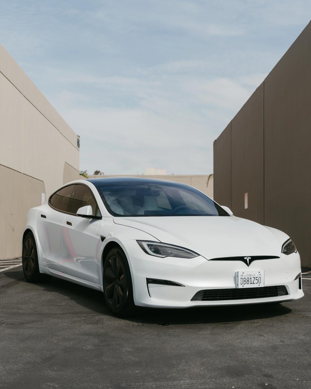 当前位置:>易车>社区>models社区>92阿爾海姆貼膜|2024特斯拉models