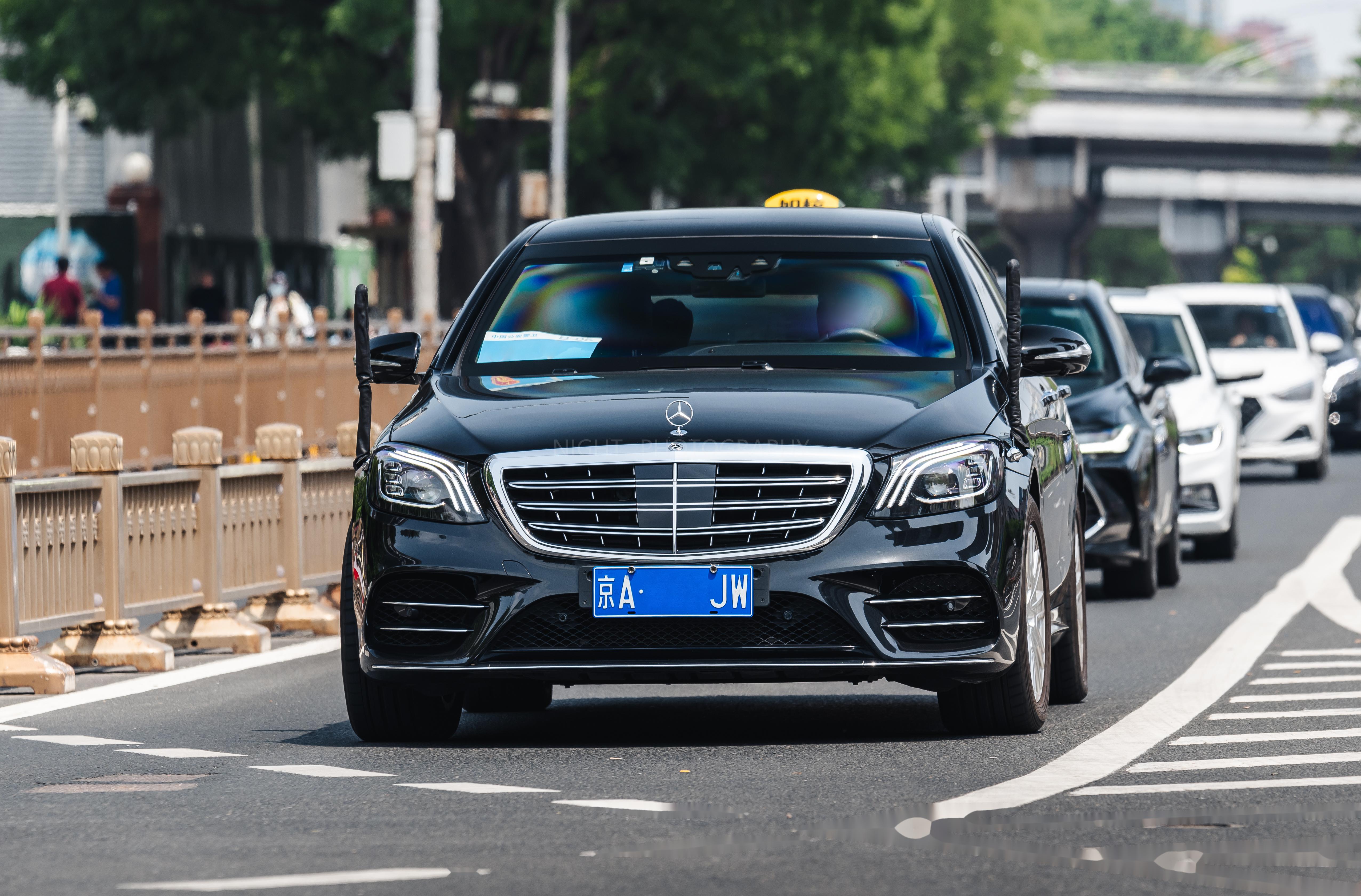 s600奔驰报价图片