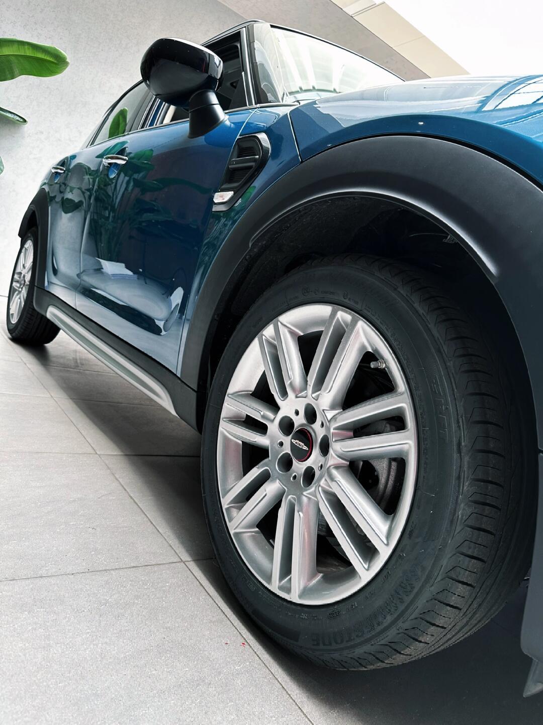 mini cooper countryman 鉴赏家 海岛蓝9915