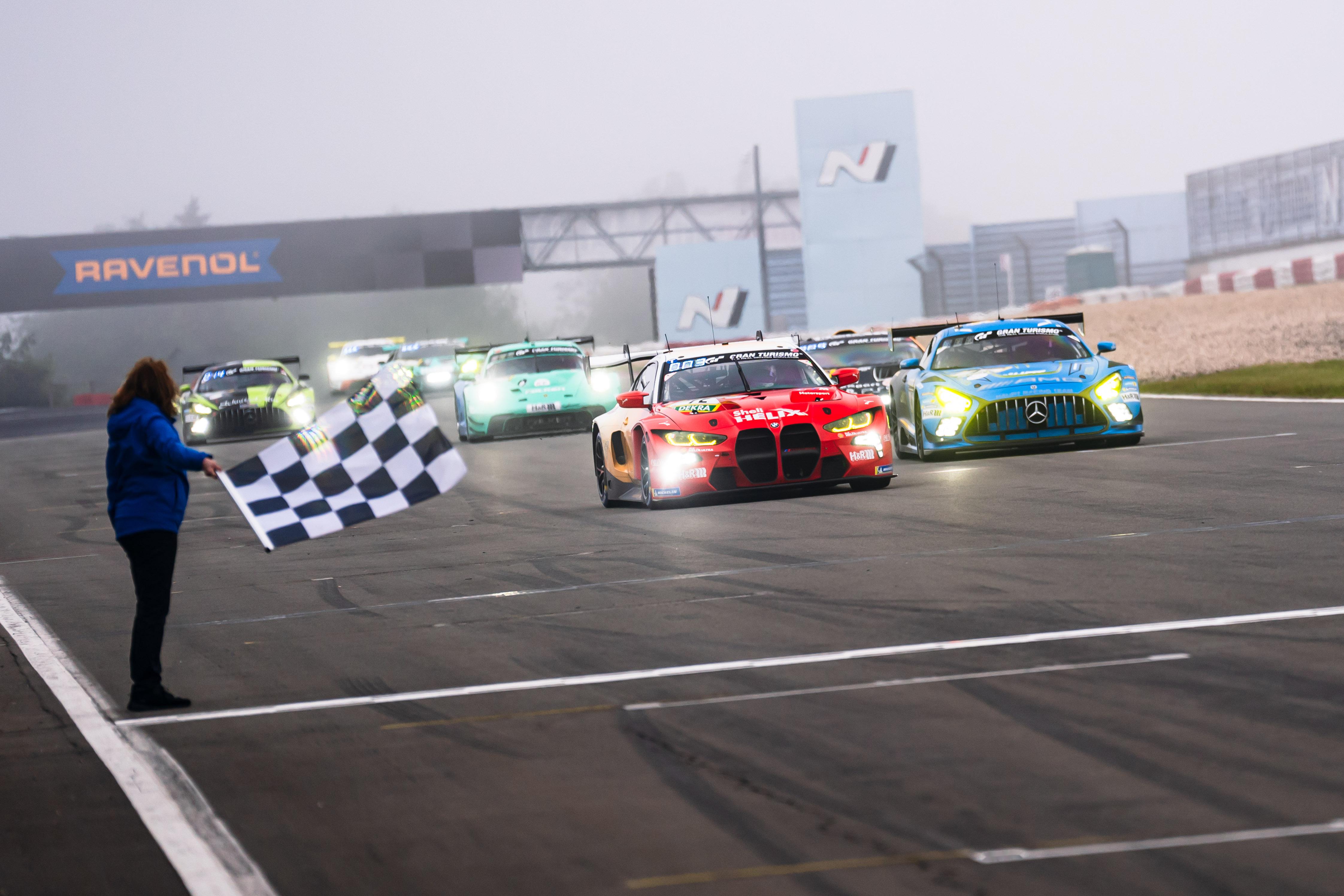 素有"绿色地狱"之称的纽博格林赛道24小时耐力赛刚刚落下帷幕.