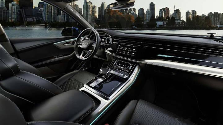 奥迪q7又改款了,奥迪q7是从2016款开始改废的