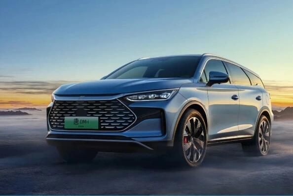 比亚迪唐 全擎出击,共鉴荣耀 搭载dm-i超级混动技术 电驱为主,适时