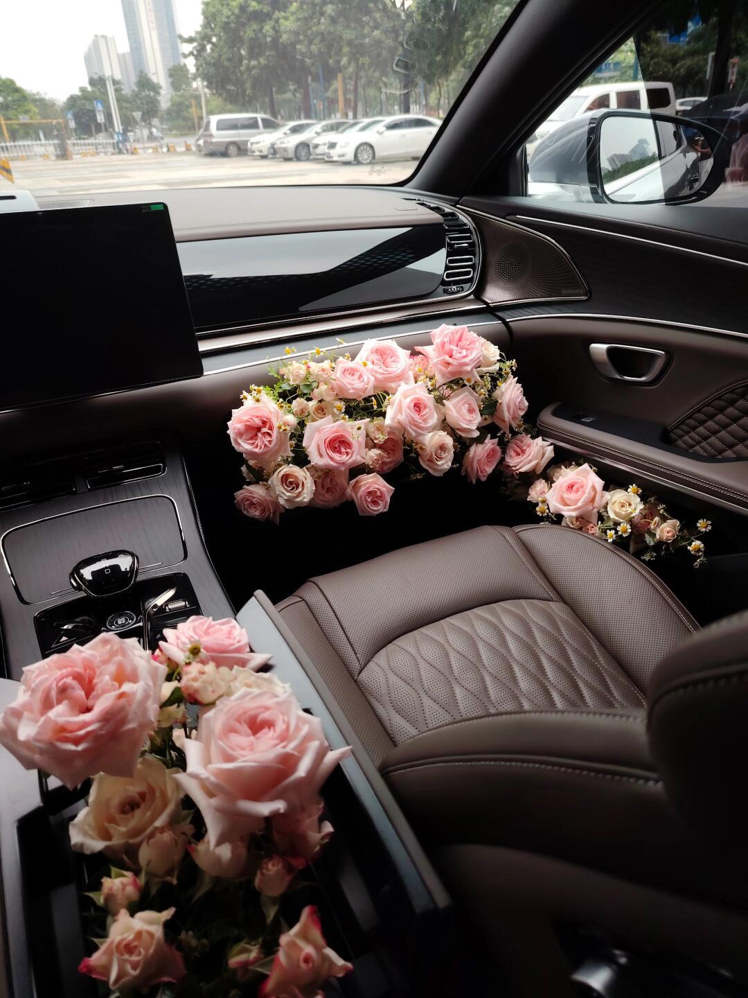 表白,配什么文案好‖表白副驾驶鲜花