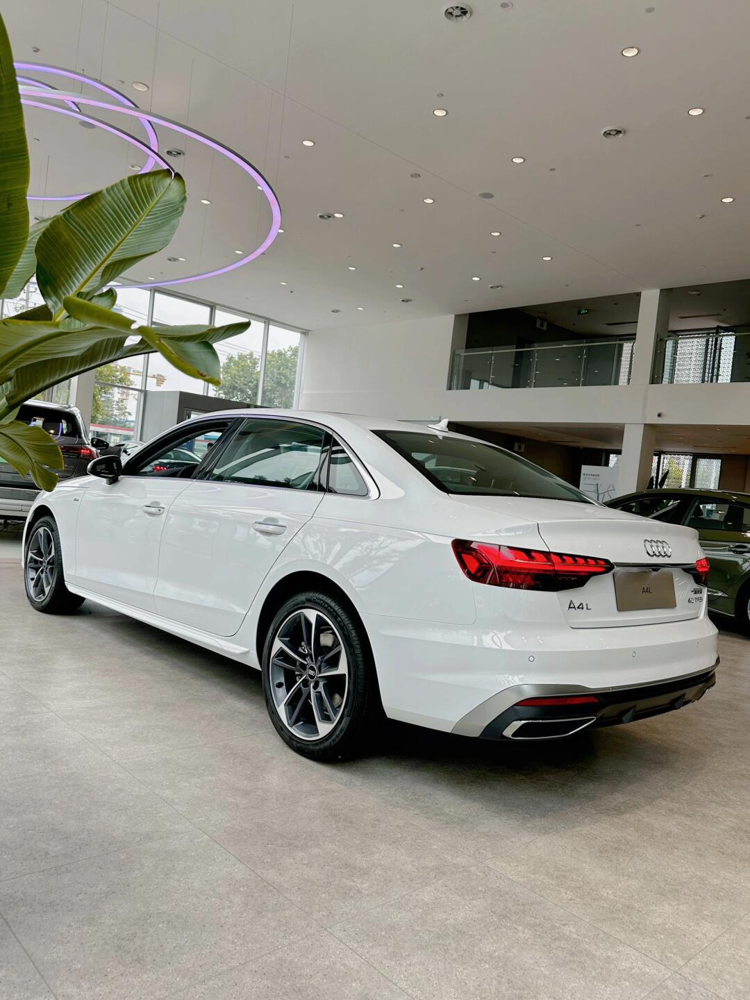 首付5万拥有奥迪a4l,车主口碑真实了9199