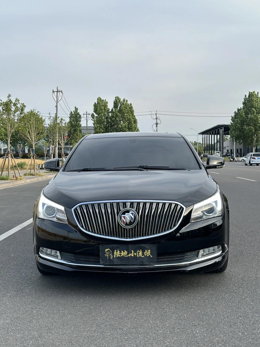 别克君越 14年2.4豪华