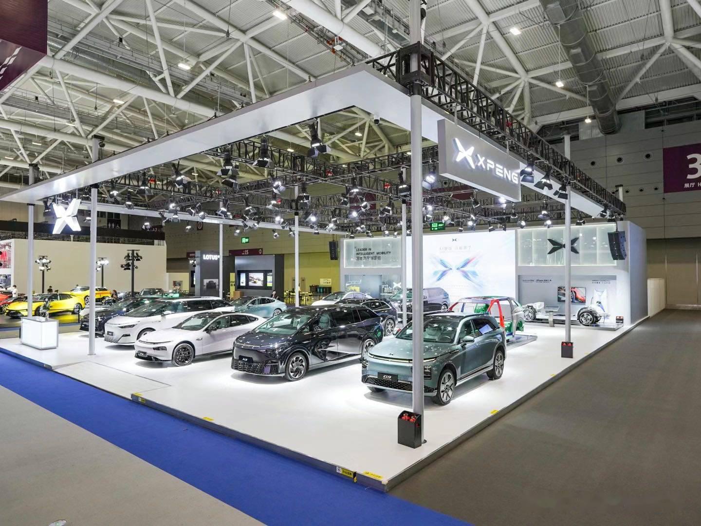 粤港澳大湾区车展第五天,工作日小鹏展台的人流还可以啊