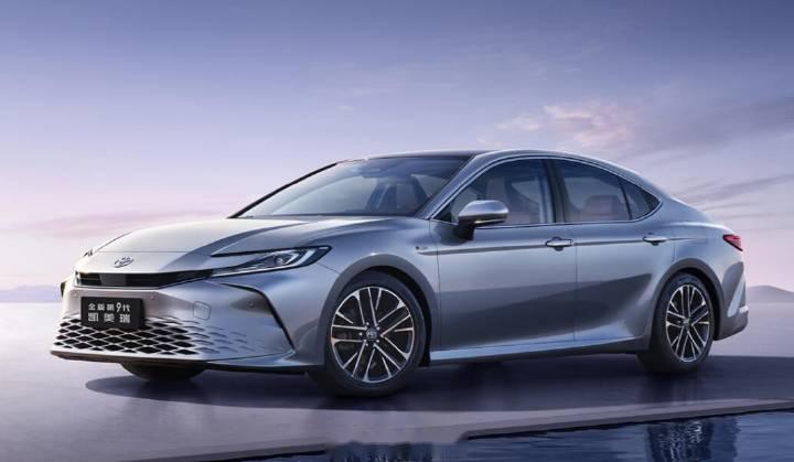 第九代丰田凯美瑞新增2.5l油电混动版,售价21.98-25.98万元,门槛比2