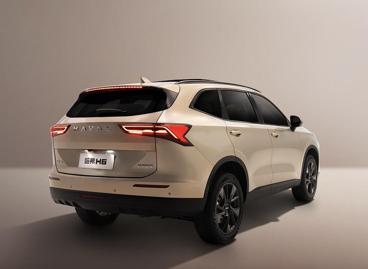 全新一代哈弗h6将于6月中下旬正式上市,新车已于5月30日开启预订.