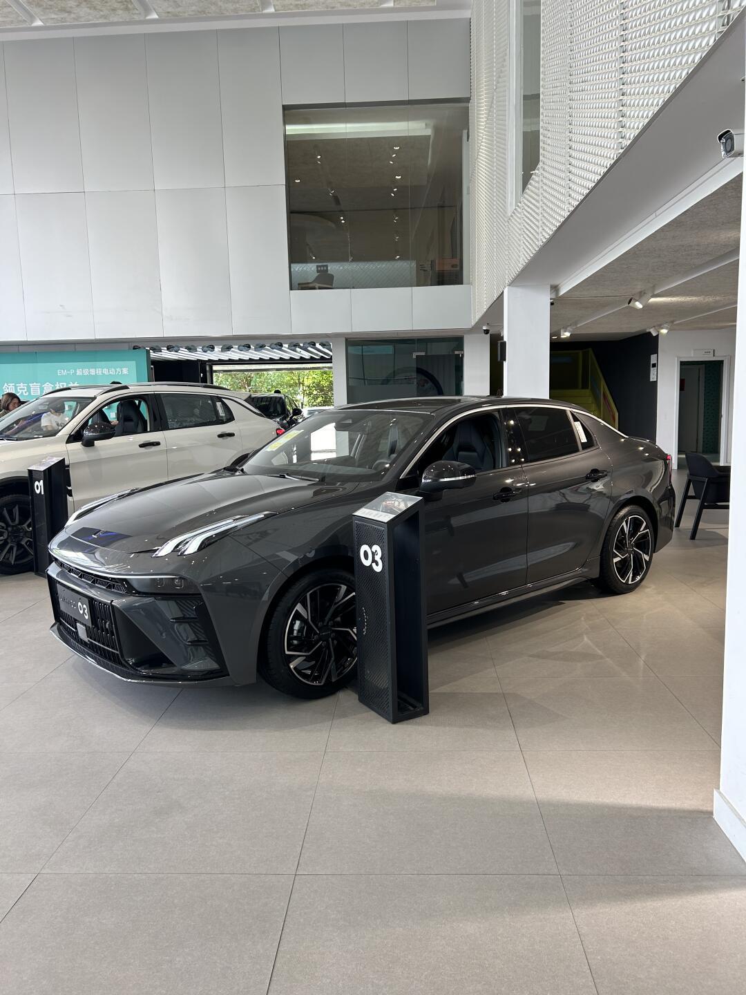 新一代领克03 | 一秒心动的轿车