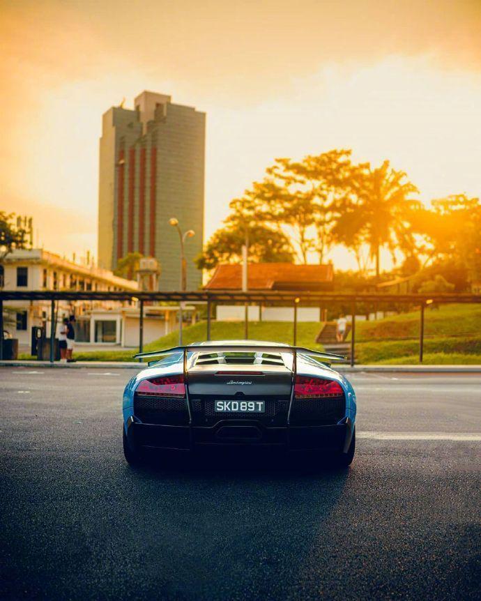 蓝色兰博基尼lamborghini lp670-4 sv,很漂亮!