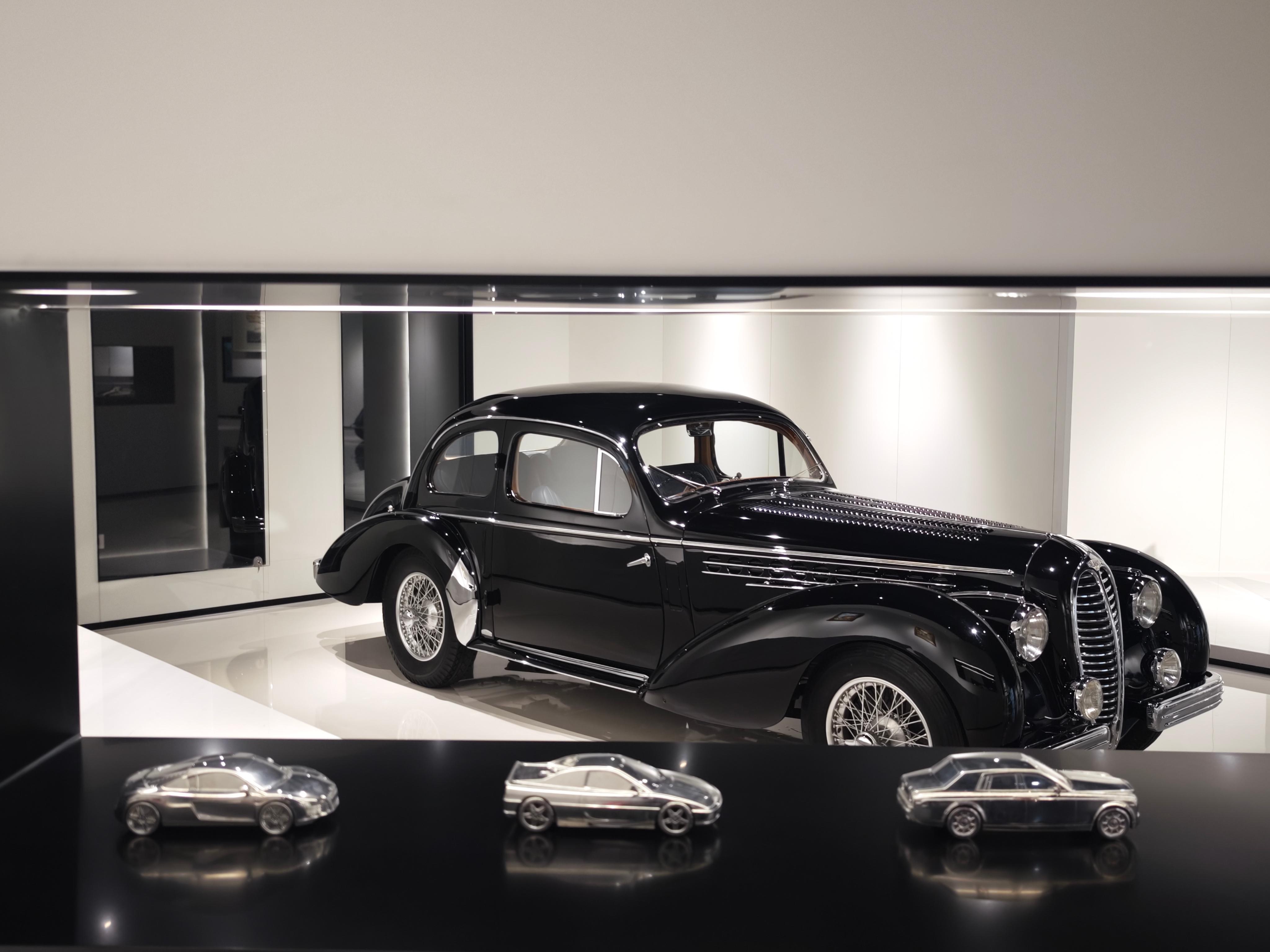 新展厅启幕,展现汽车设计美学的全新空间.