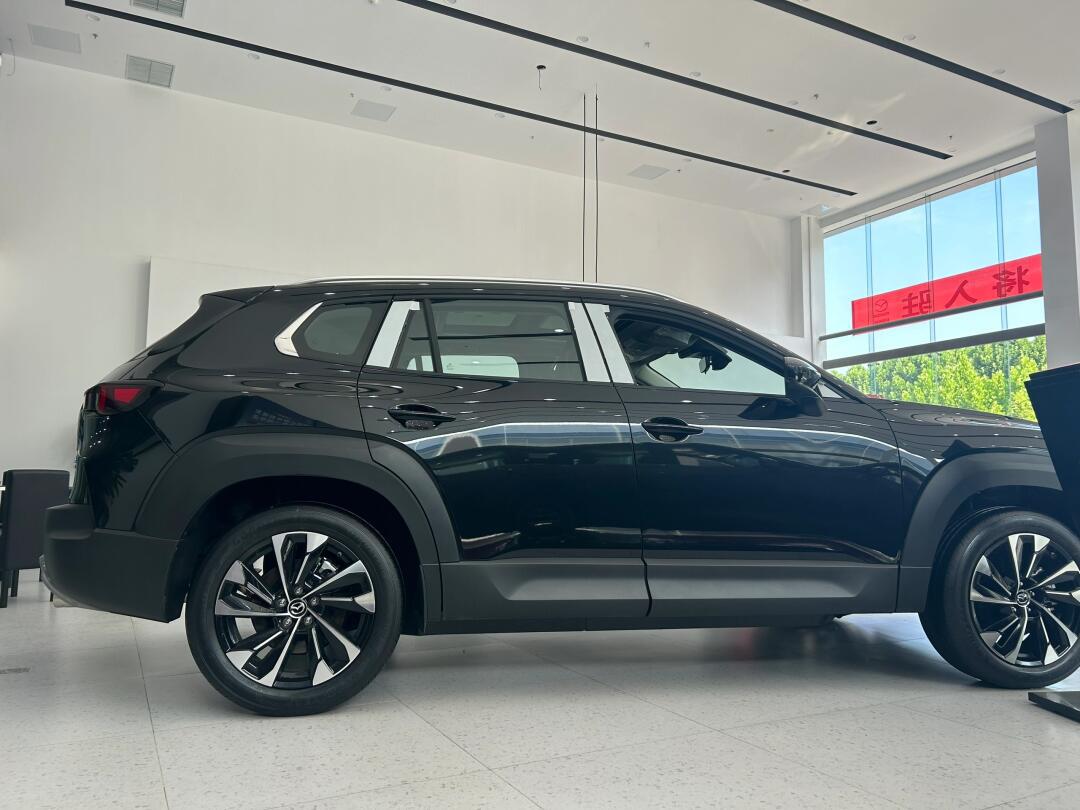 马自达 cx-50 是一款极具魅力的 suv 车型.