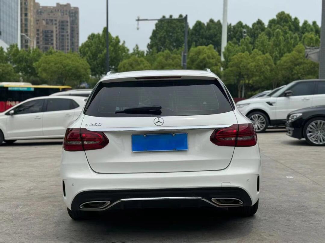 当前位置:>易车>社区>奔驰c级社区>20年20款c260旅行车,也可以叫猎装