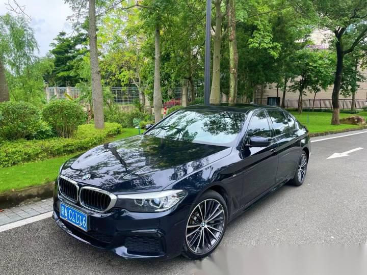 2019款改款宝马530li领先型m运动套装,一手車全車原版3个面喷漆,首登